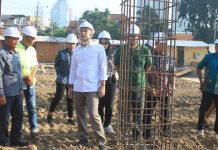 Wali Kota Surabaya Eri Cahyadi Meninjau Revitalisasi Pasar Keputran Selatan